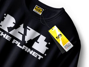 T-Shirt </br>„Rave The Planet“