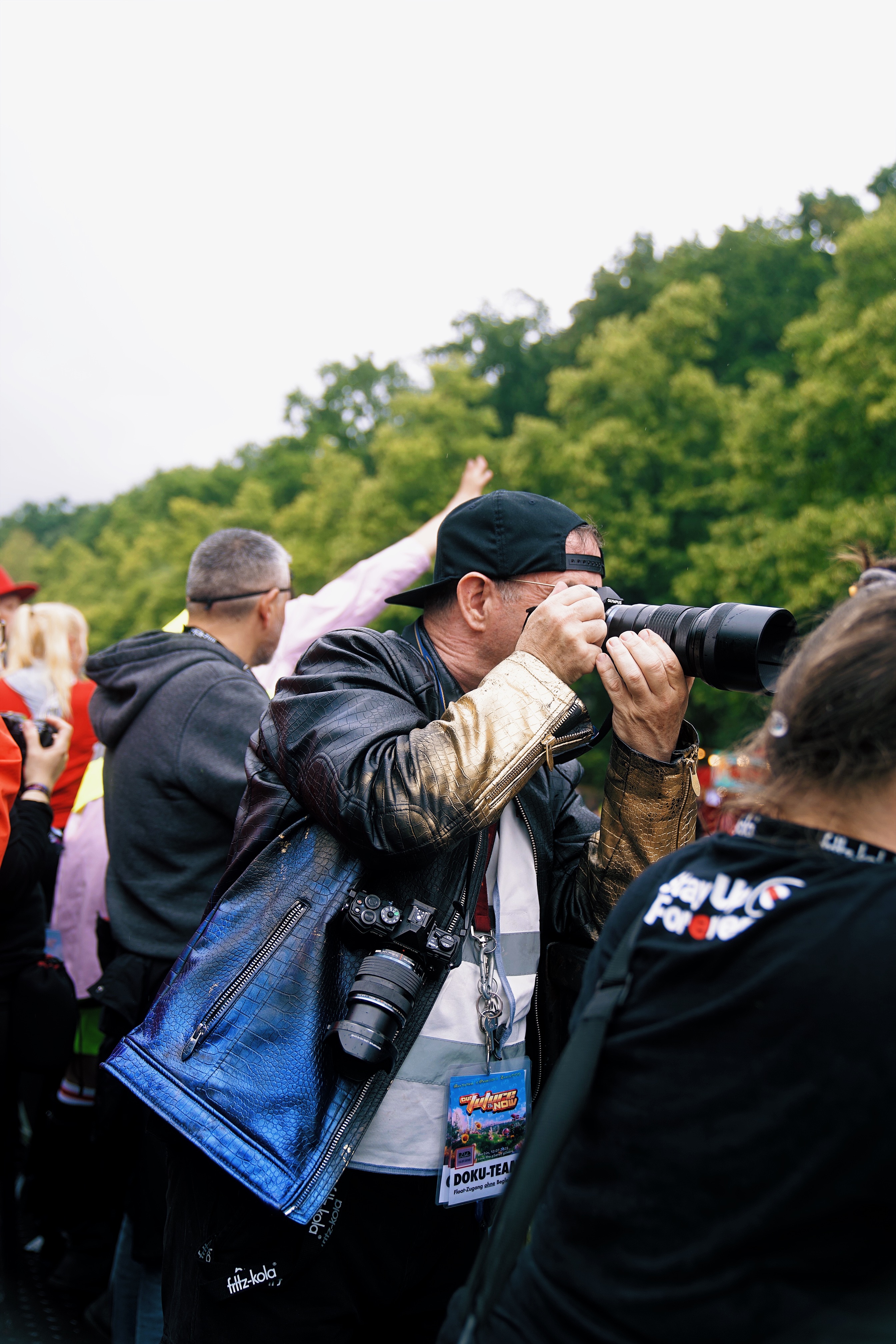 Chris bei der Arbeit auf der Rave The Planet 2025, Foto: Semina Florea