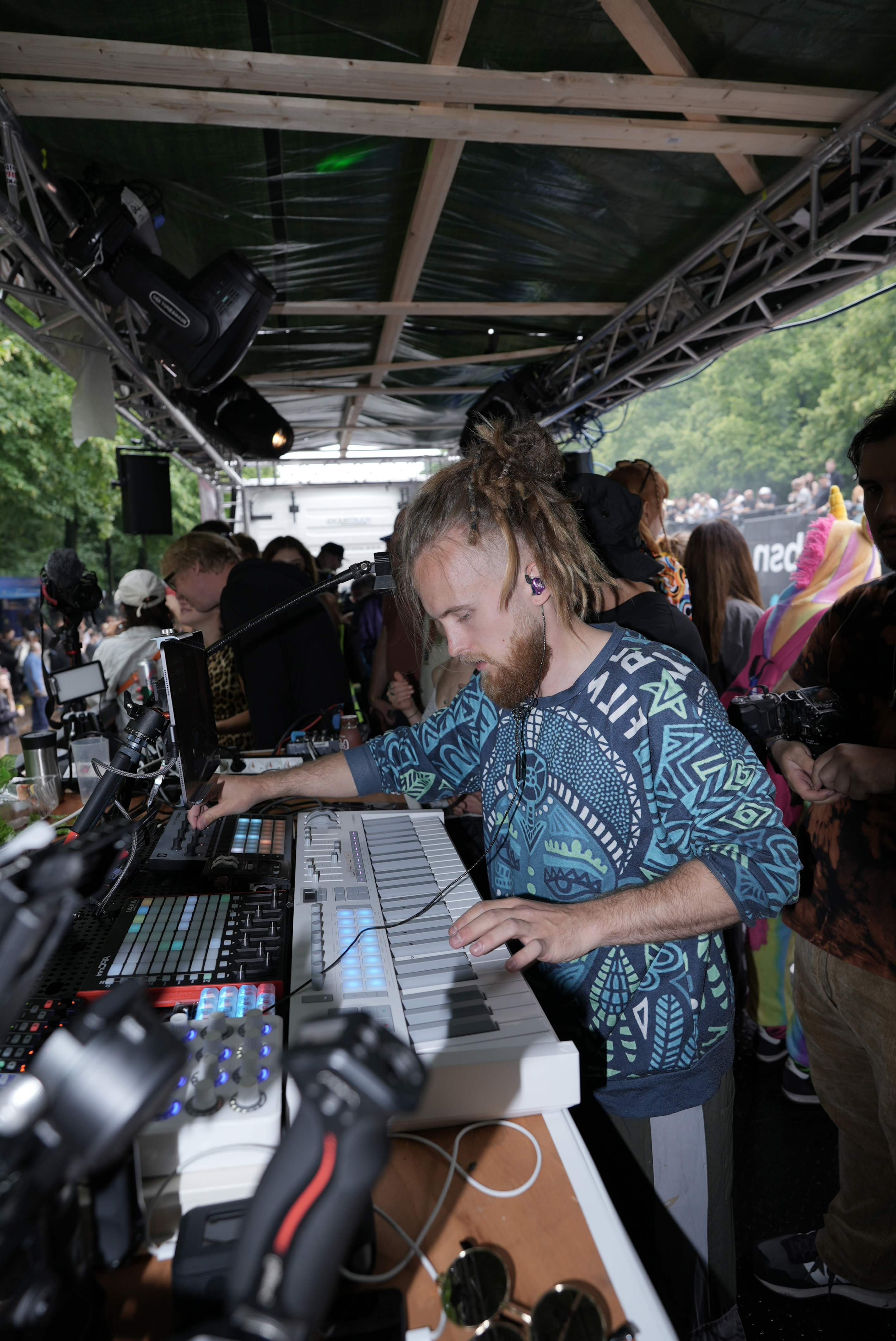 Gray Contrast auf dem Rave The Planet Float